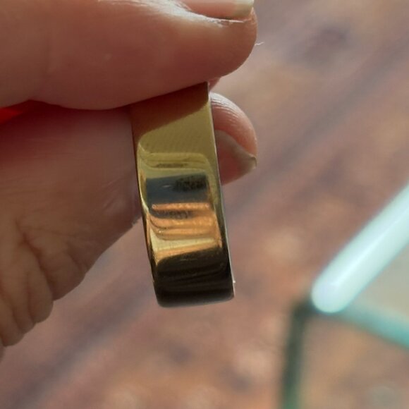 Gold Oura Ring 4, Size 9 - Picture 5 of 5